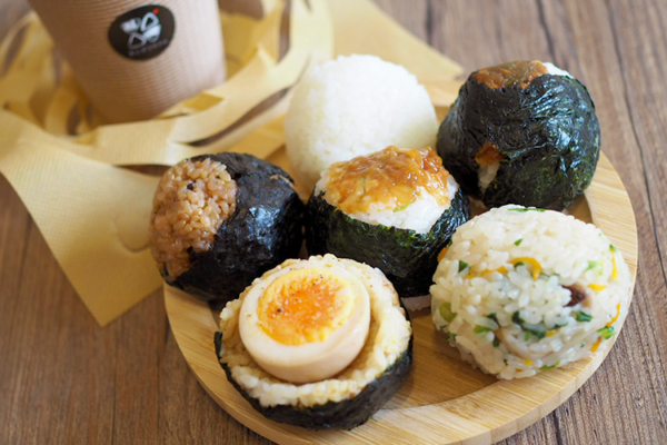 おにぎりやさん 大須/橘にオープン『おにぎりやさん』のお米を食べる幸せを感じ
