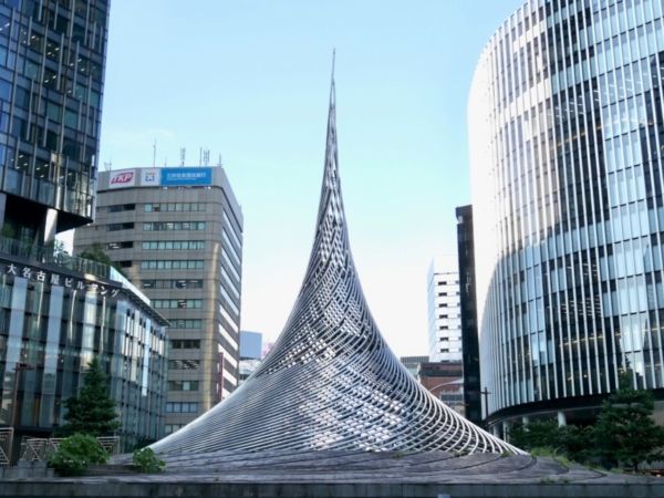 名古屋駅前のモニュメント「飛翔」の解体・撤去工事が開始。 ｜ 名古屋 