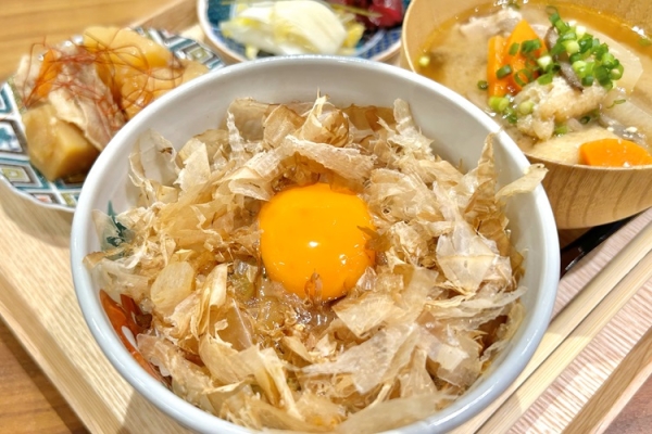 shisei-yata001-600x400.jpg