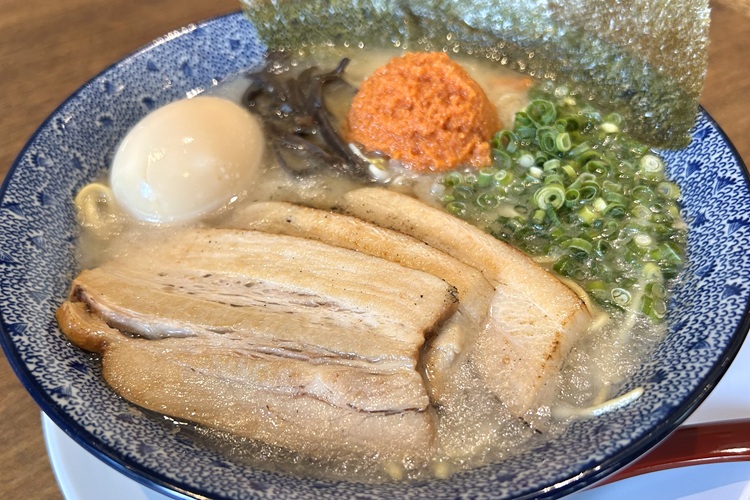 明太豚骨ラーメンが名物『ラーメン・つけめん 藤虎』伏見駅前に