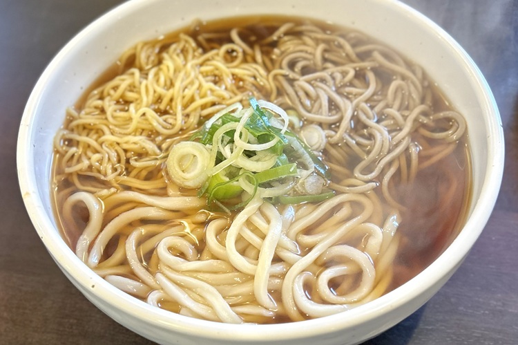 店舗用看板　ラーメン　中華料理　蕎麦　うどん う中、うそ、うそ中でお馴染み『長命うどん』新店舗が昭和区・滝子町に