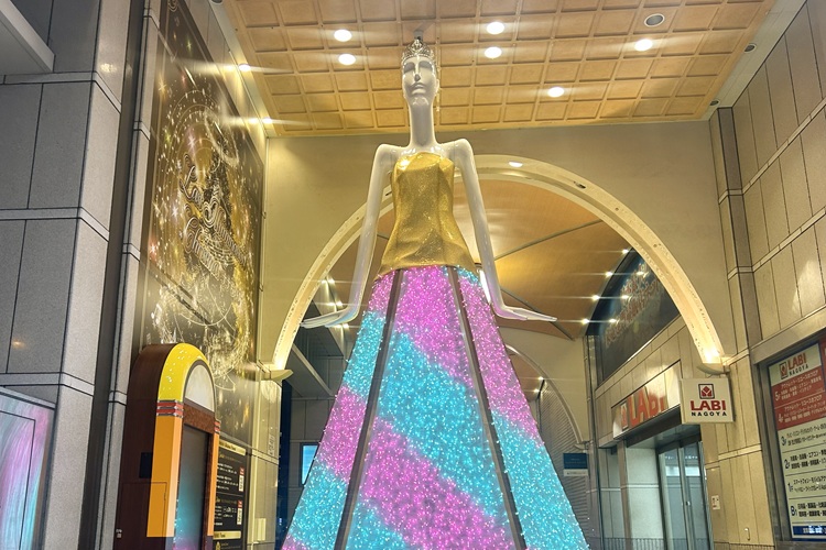 ゆうじ様製作依頼　5/10頃着手　名鉄百貨店本店風ストラクチャー nanachan-christmas2025001.jpg